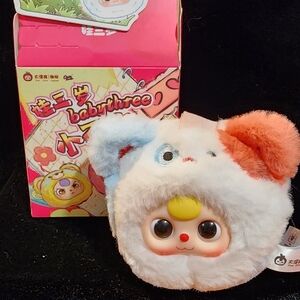 Baby Three Tiny Animal Heads - White Cat